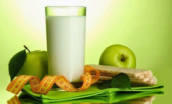 Haftalık bir kefir diyeti elma ile desteklenebilir
