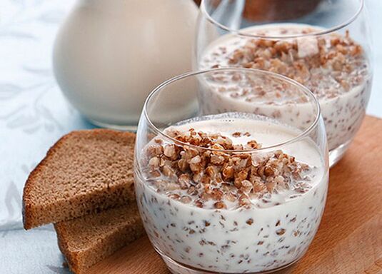 kilo kaybı için kefir ile karabuğday lapası